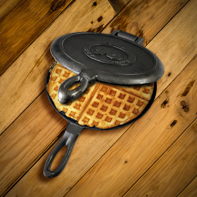 Rome Cast Iron Old Fashioned Waffle Iron