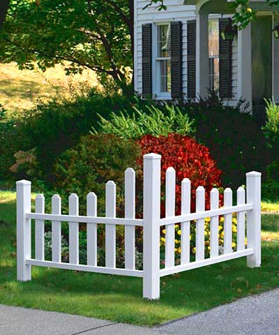 New England Country Corner Picket Fence, 43"H